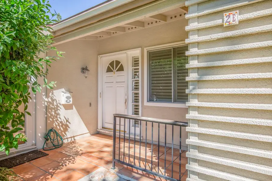 2 Via Castilla #E, Laguna Woods, CA 92637 - #2