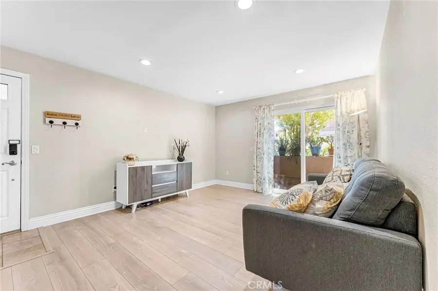 2550 San Gabriel #105, Corona, CA 92882 - #2