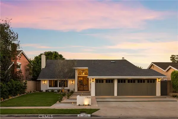 1806 Hummingbird Drive, Costa Mesa, CA 92626