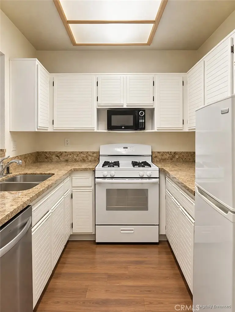 24125 Del Monte #153, Valencia, CA 91355 - #3