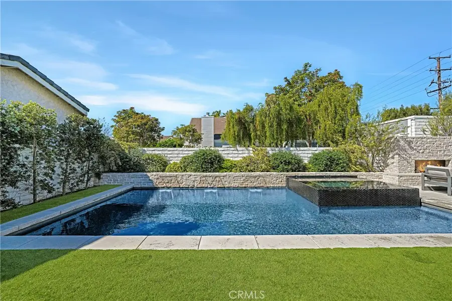 16001 Santa Barbara, Huntington Beach, CA 92649 - #3