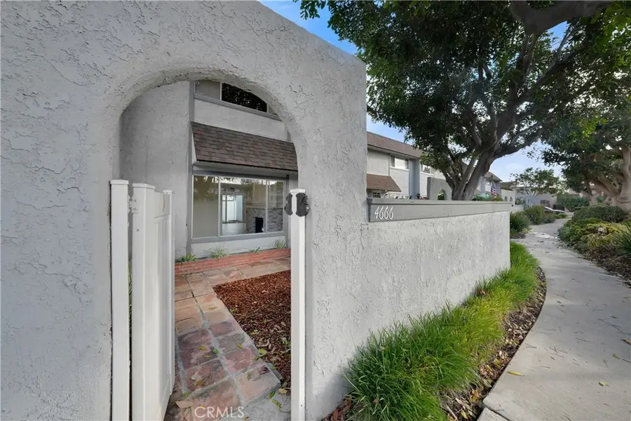 4666 Ranchview, Huntington Beach, CA 92649 - #2