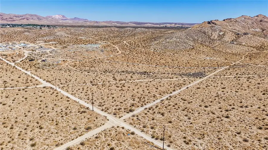 4300 65th Street W, Rosamond, CA 93560 - #2