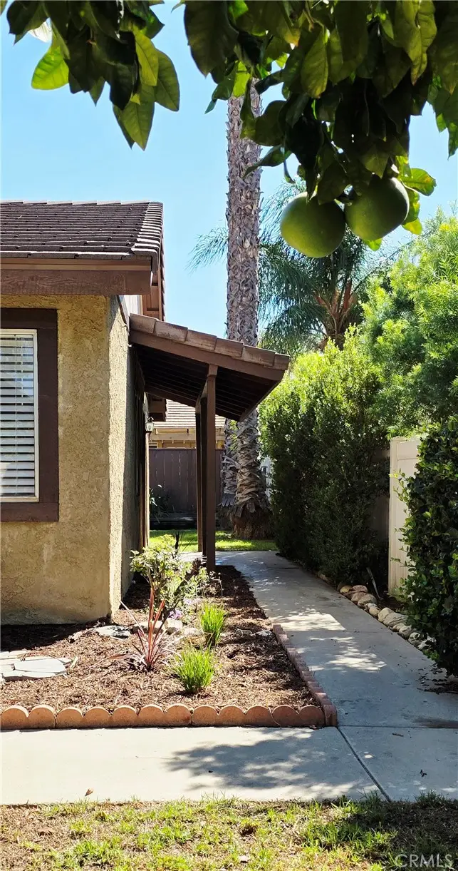 23512 Lampara Drive, Valencia, CA 91355 - #3