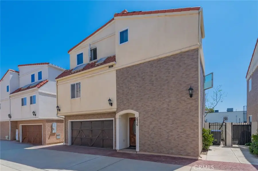 636 E 220th, Carson, CA 90745 - #3