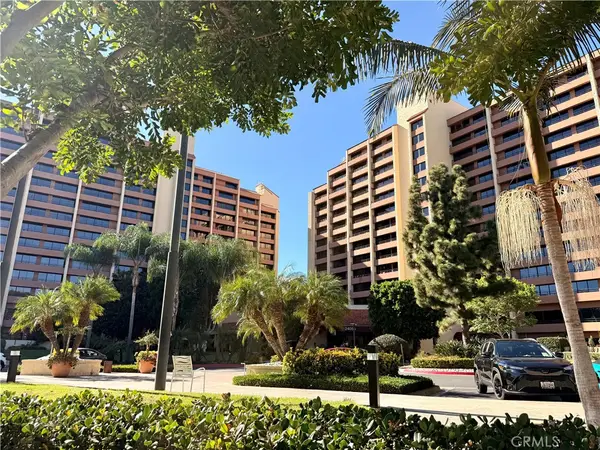 24055 Paseo Del Lago, Laguna Woods, CA 92637