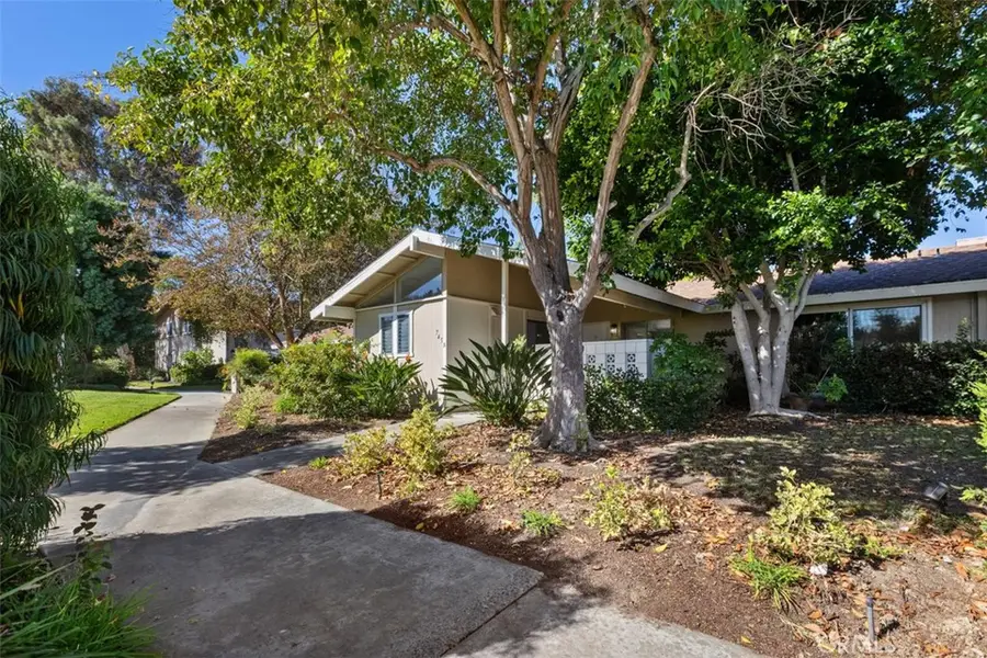 745 Avenida Majorca #B, Laguna Woods, CA 92637 - #2