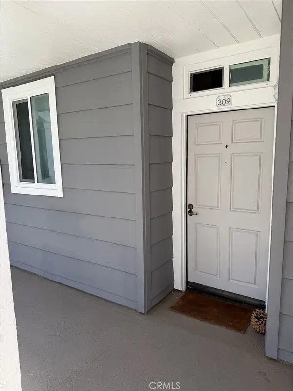 20331 Bluffside #309, Huntington Beach, CA 92646