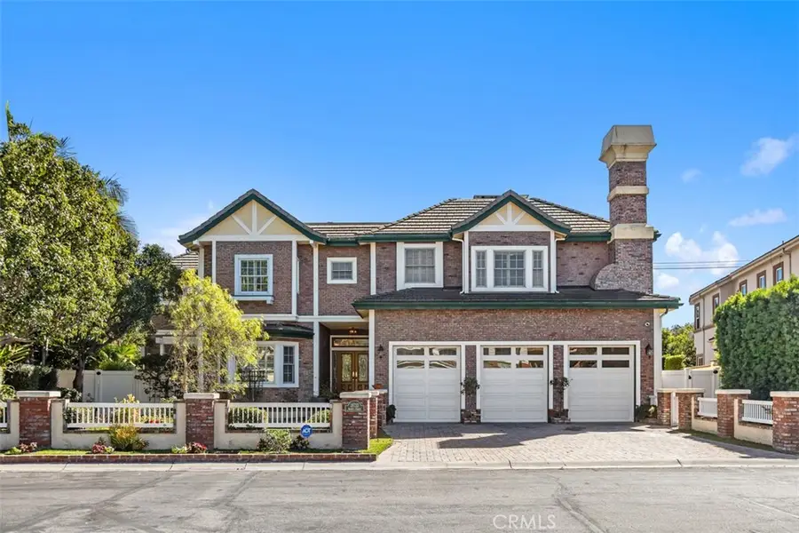 18732 Jockey Circle, Huntington Beach, CA 92648 - #2