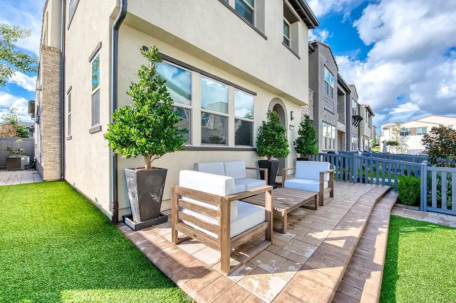 556 Hazel Drive, Rancho Mission Viejo, CA 92694 - #2