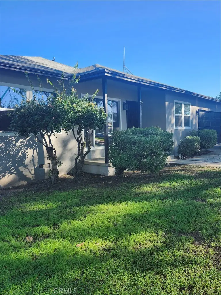 408 E 18th, San Bernardino, CA 92404 - #1