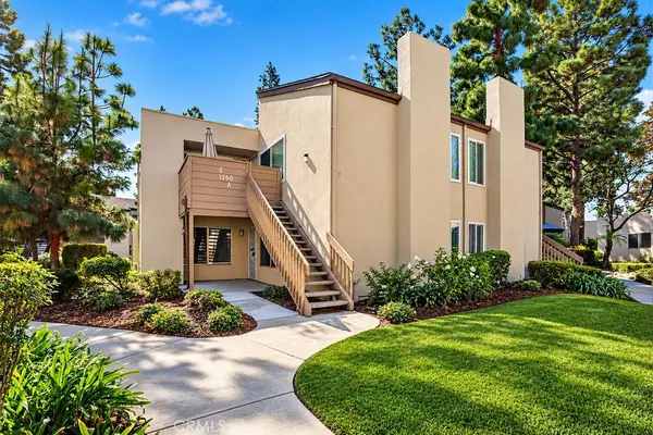 1260 Cabrillo Park, Santa Ana, CA 92701