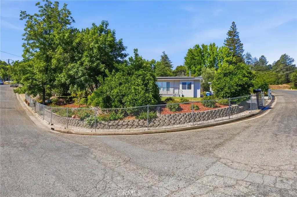 17 Southview Drive, Oroville, CA 95966 - #1