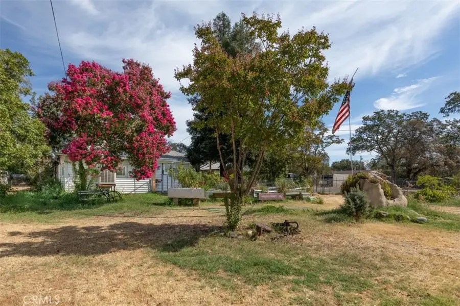 2421 Monte Vista Avenue, Oroville, CA 95966 - #3