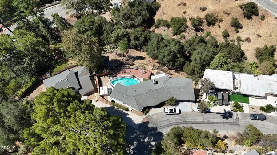 2786 Kennington Drive, Glendale, CA 91206 - Image #2