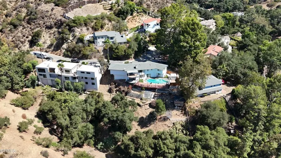 2786 Kennington Drive, Glendale, CA 91206 - Image #3