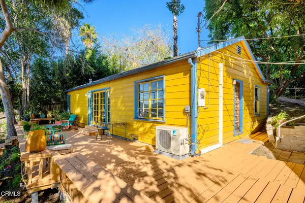 3864 Clayton Avenue, Los Angeles, CA 90027