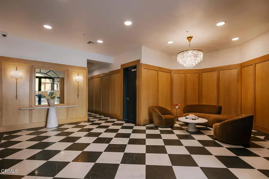 124 W Colorado Street #406, Glendale, CA 91204 - #2