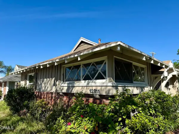 12811 Oxnard Street, North Hollywood, CA 91606