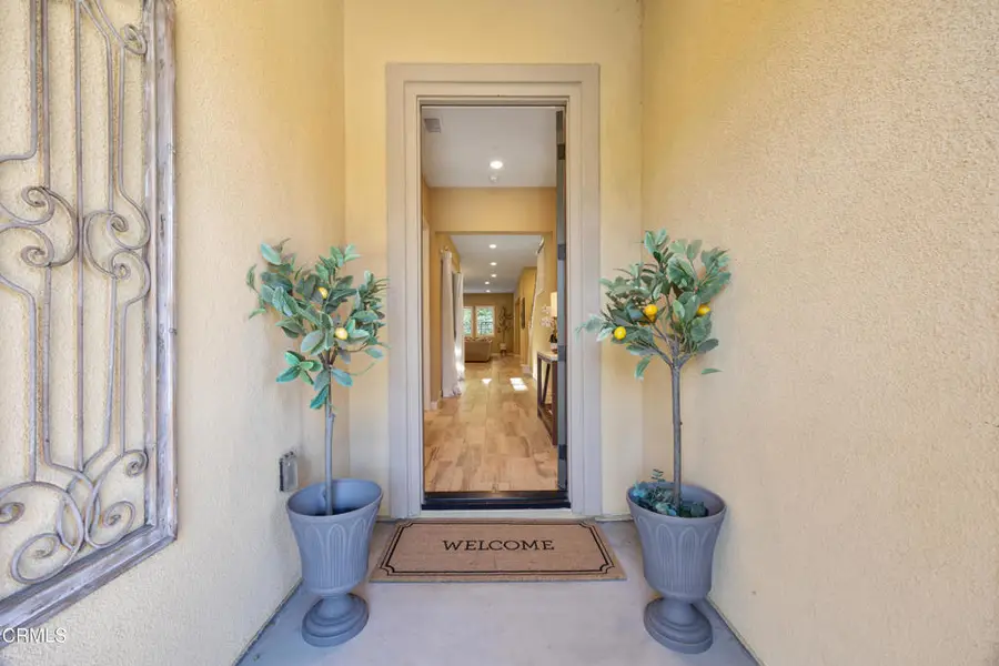 627 E Orange Blossom Way, Azusa, CA 91702 - #2