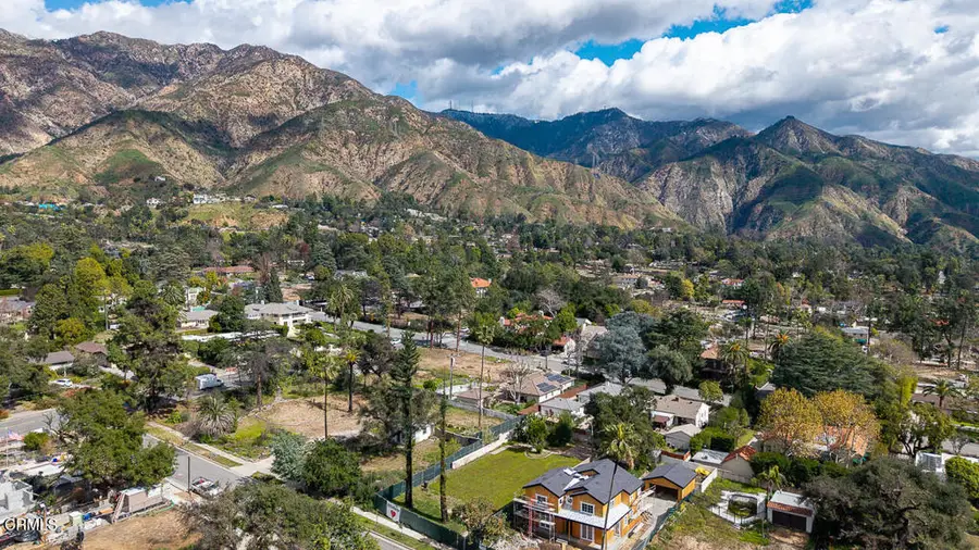 2546 Highland Avenue, Altadena, CA 91001 - #3