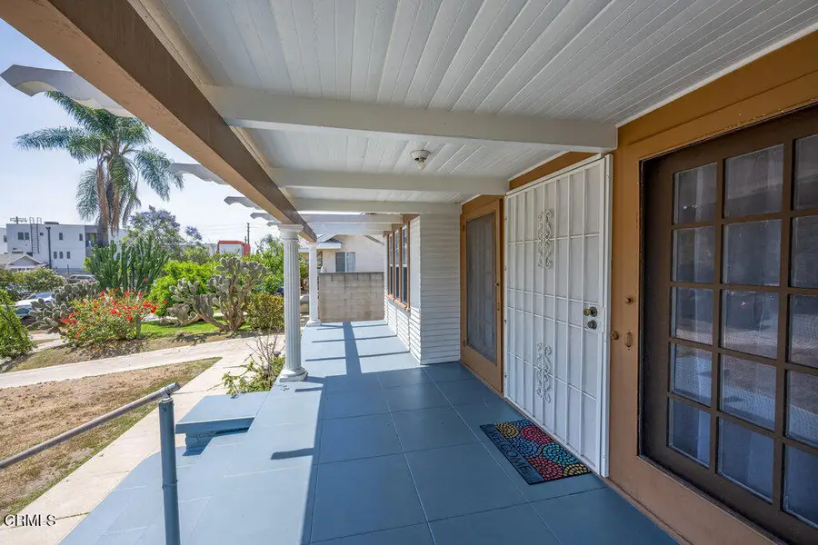 1139 N Heliotrope Drive, Los Angeles, CA 90029 - #2