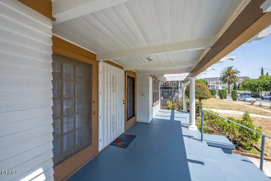 1139 N Heliotrope Drive, Los Angeles, CA 90029 - #3