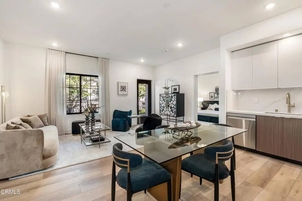 139 S Oak Knoll Avenue #302, Pasadena, CA 91101 - #1
