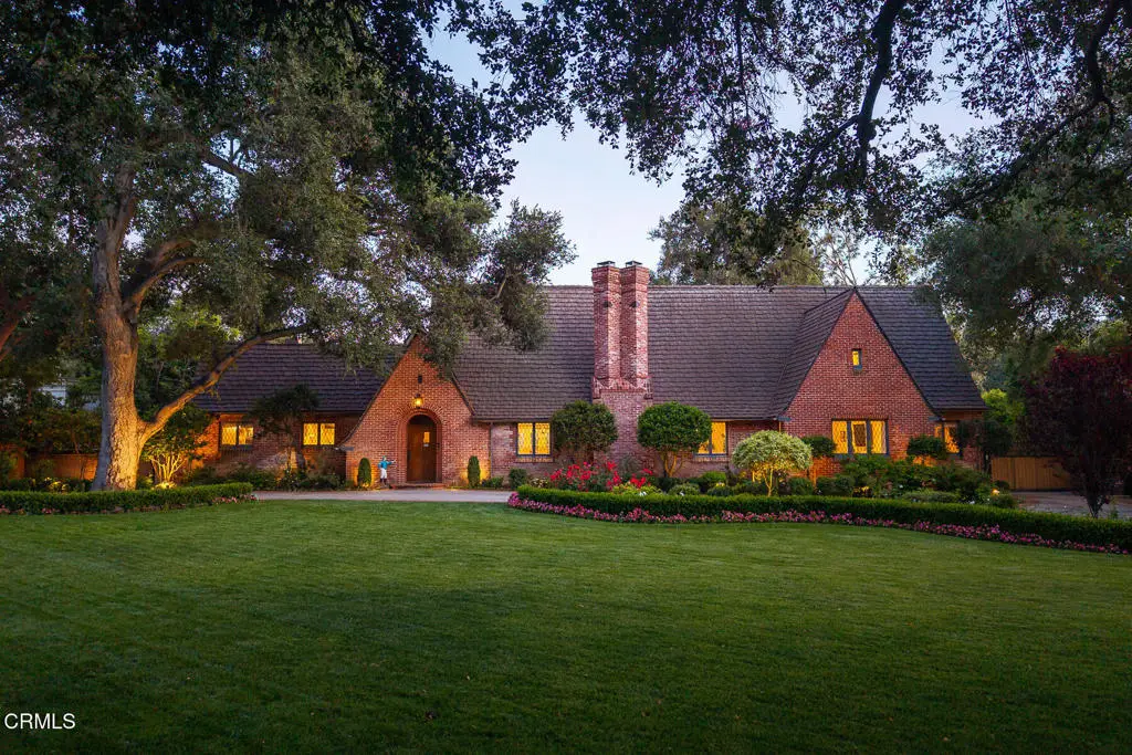 555 Meadow Grove Street, La Canada Flintridge, CA 91011 - #1