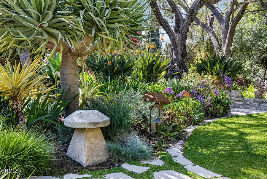 546 La Loma Road, Pasadena, CA 91105 - #3