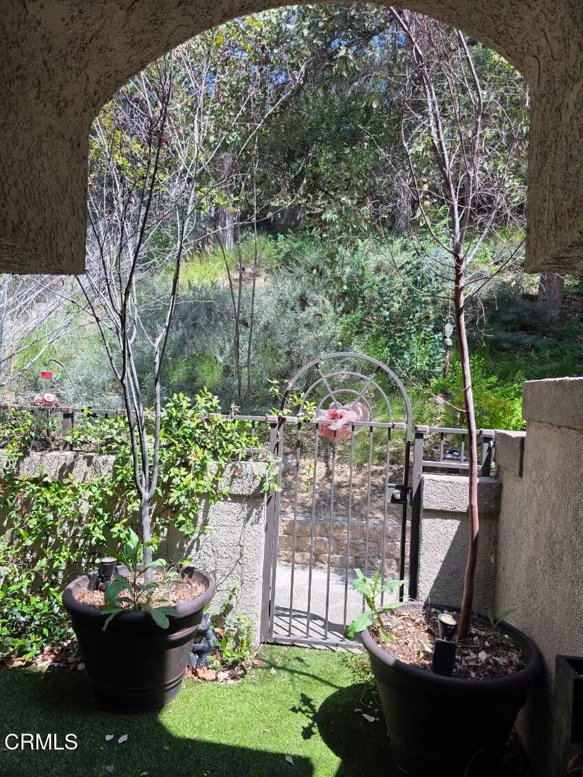 22337 Mission Circle, Chatsworth, CA 91311 - #2