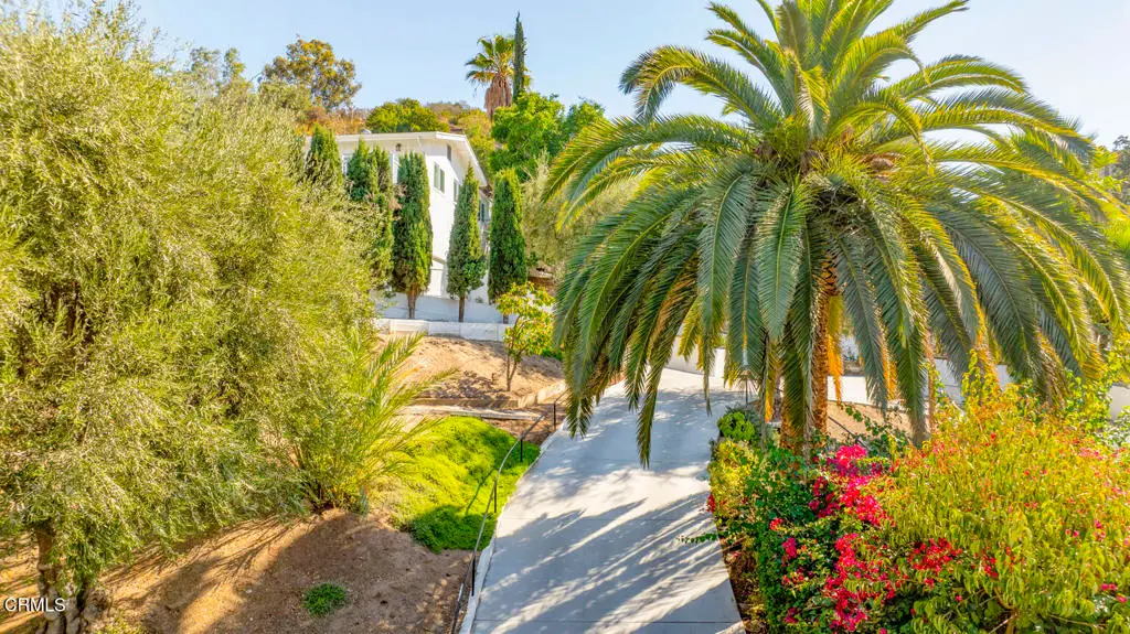 10272 Willow Springs Lane, Sunland, CA 91040 - #1