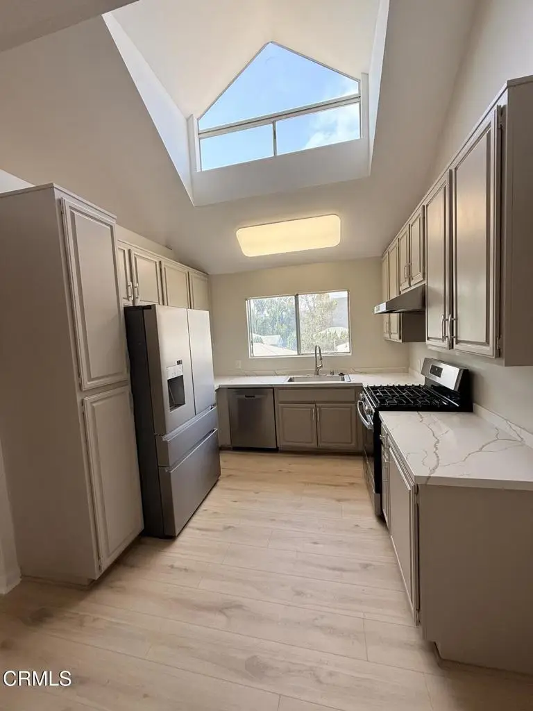 614 Venice Way #210, Inglewood, CA 90302 - #3