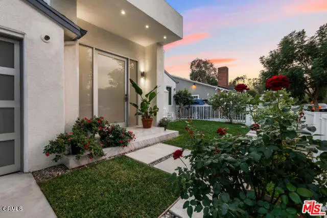 11314 Gladwin Street, Los Angeles, CA 90049 - #2
