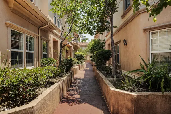 3974 Pennsylvania Avenue #110, La Crescenta, CA 91214