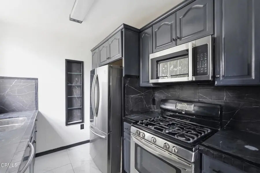 525 E Maple Street #2, Glendale, CA 91205 - #3