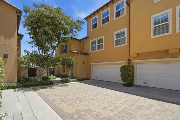 27016 Pebble Beach Drive, Valencia, CA 91381
