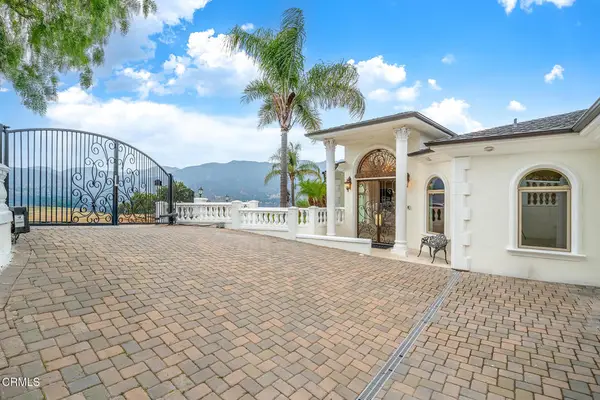 450 Palmerstone Drive, La Canada Flintridge, CA 91011