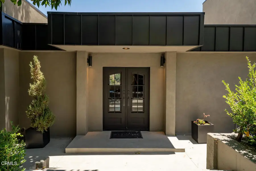 3250 Coldwater Canyon Avenue, Studio City, CA 91604 - #2