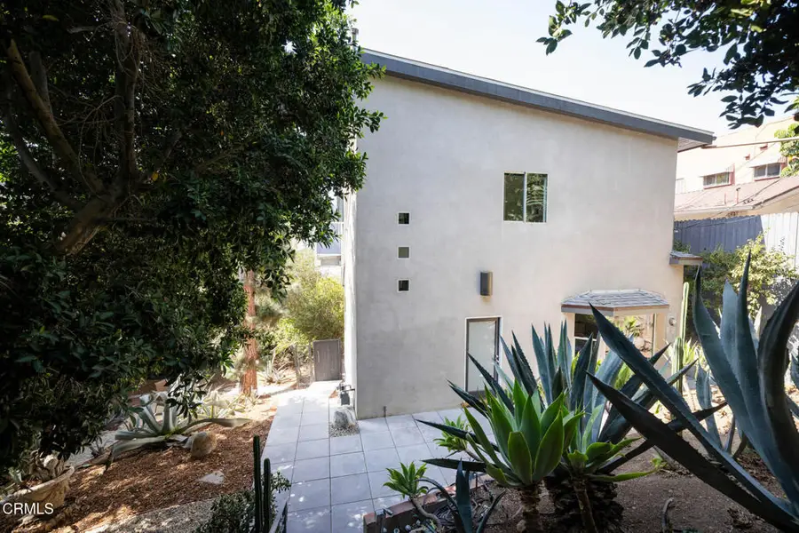 3836 De Longpre Avenue, Los Angeles, CA 90027 - #3