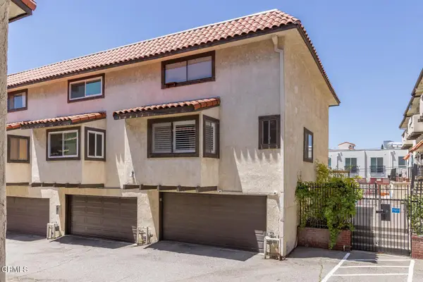 10141 Samoa Avenue #11, Tujunga, CA 91042