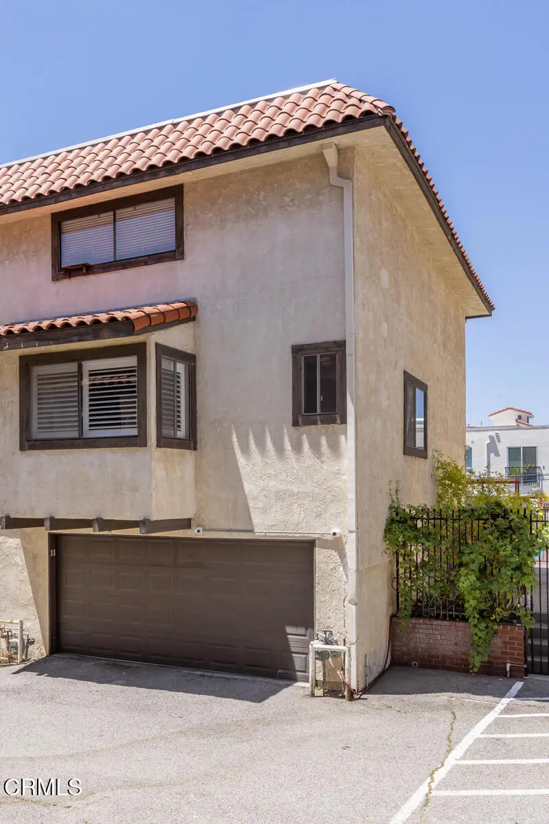 10141 Samoa Avenue #11, Tujunga, CA 91042 - #3