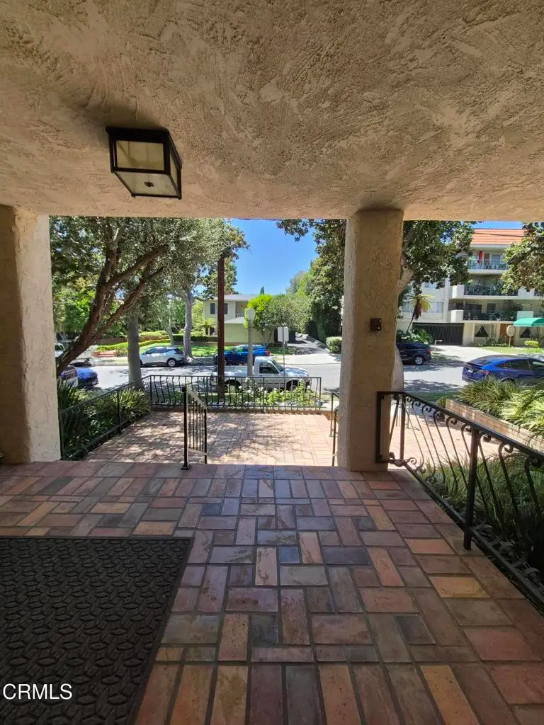 420 S Madison Avenue #204, Pasadena, CA 91101 - #3