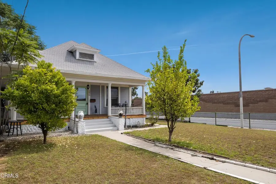 396 N Summit Avenue, Pasadena, CA  - #3