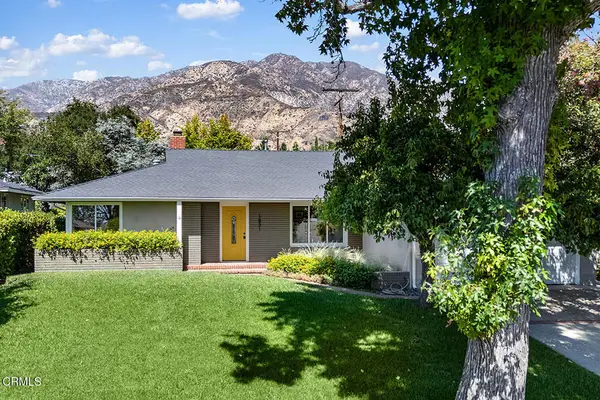 1831 E Calaveras Street, Altadena, CA 91001