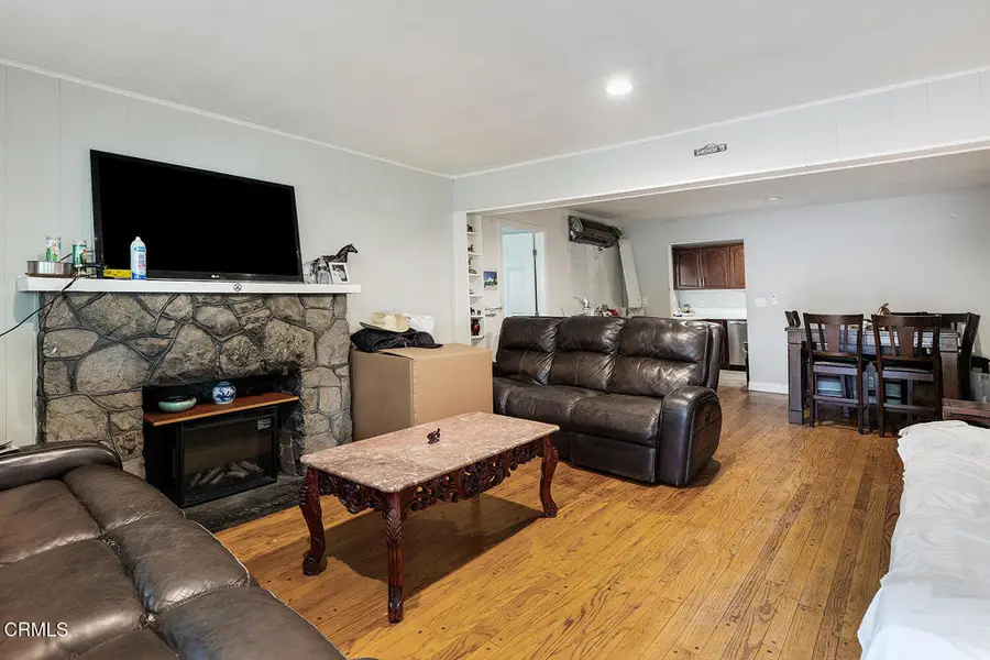 2824 Montrose Avenue, Glendale, CA 91214 - #3