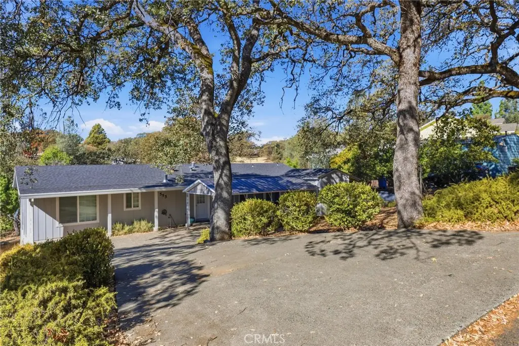 555 Silver Leaf Drive, Oroville, CA 95966 - #1