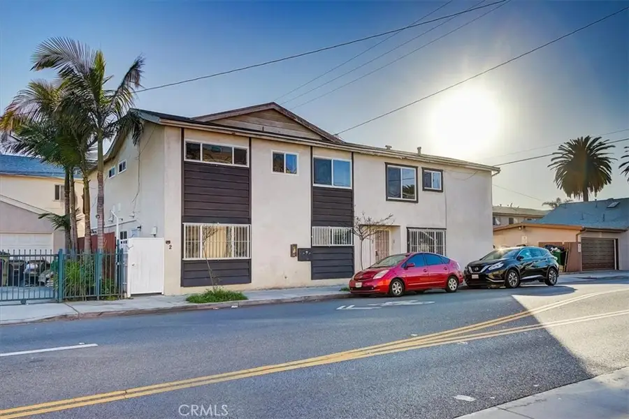 2122 E 10th Street, Long Beach, CA 90804 - #3
