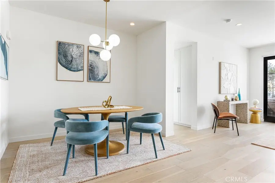 1333 S Orange Grove Avenue #211, Los Angeles, CA 90019 - Image #3