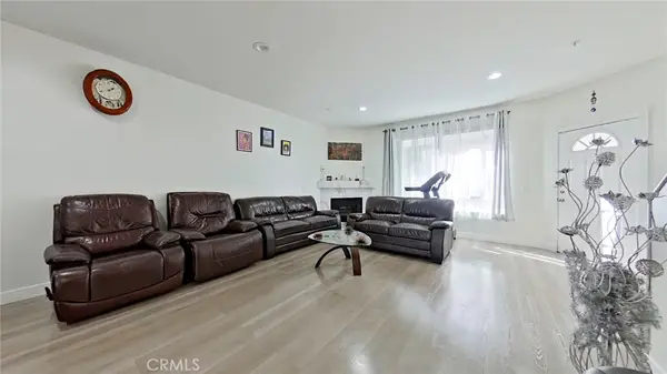 18347 Saticoy, Reseda, CA 91335